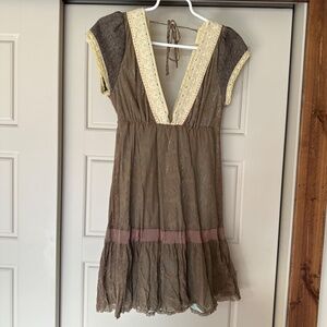 Free People Size 10 Brown and Cream Lace Short Sleeve Mini Dress Stitch Detail